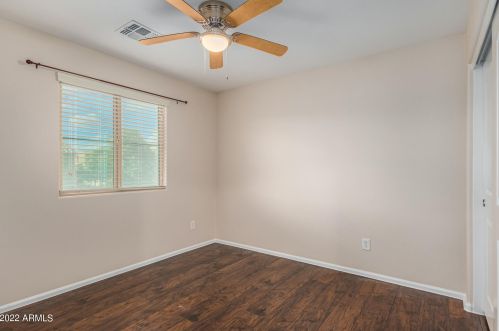 2144 77 Dr, Phoenix AZ 85035-5111 exterior