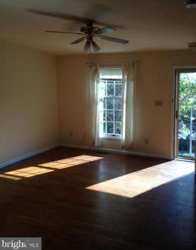 5003 9th St, Arlington VA  22204-6036 exterior