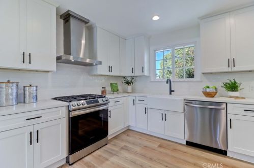 518 El Camino Dr, Fullerton CA  92835-4023 exterior