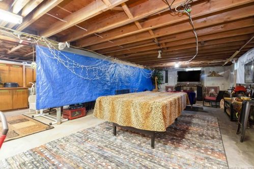 17 Shady Oak Dr, Enfield CT 06082-2311 exterior