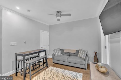 1635 Virginia Ave, Washington DC 20002-2326 exterior