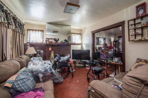 90 Pasadena, Pittsburgh PA 15215-0024 exterior