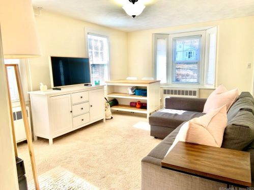 305 Mcclintock St, New Britain CT  06053-2016 exterior