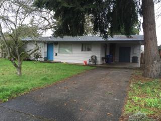 325 34th Pl, Eugene, OR 97405-3845