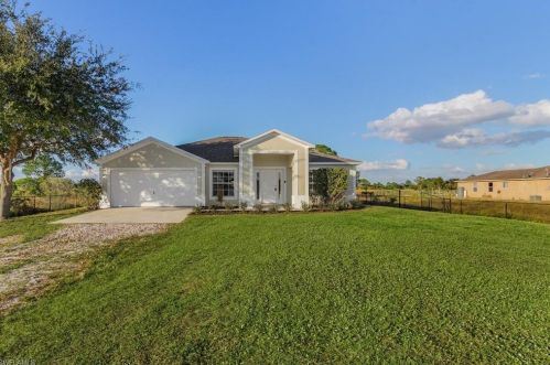 4115 54th Ave, Naples, FL 34120-1537