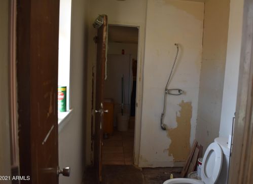 6501 42nd Ave, Phoenix AZ 85053-5308 exterior