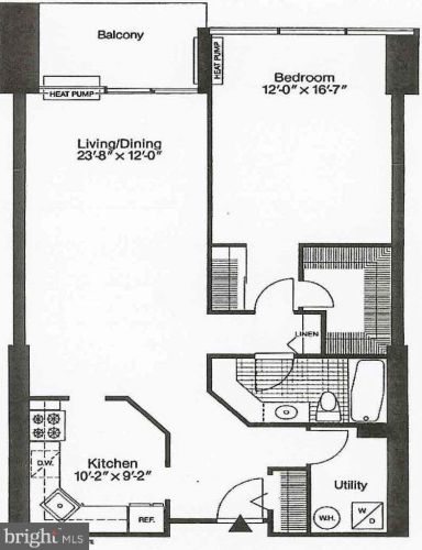 233 6th St, Philadelphia PA 19106-3768 exterior