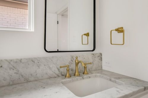 4610 Amherst Ave, Dallas TX 75235-3108 exterior