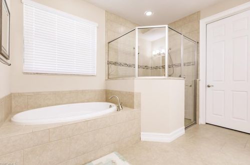 14334 Tuscany Pointe Trl, Naples FL 34120-6002 exterior