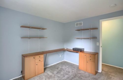 275 Allison Rd, Gibsonia PA 15044-7817 exterior