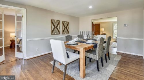 4206 Mt Vernon Memorial Hwy, Alexandria VA 22309-2809 exterior