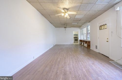 5435 American St, Philadelphia PA 19140-5726 exterior