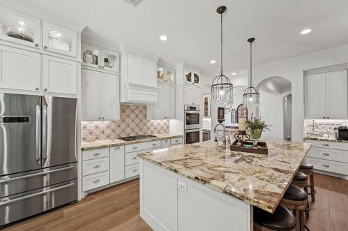 2927 Cotswold Manor Dr, Humble TX 77339-0016 exterior