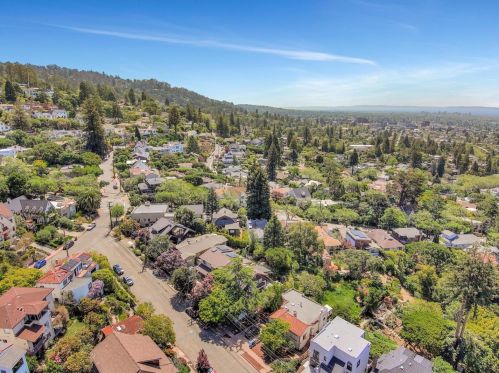 828 Indian Rock Ave, Berkeley CA 94707-2010 exterior