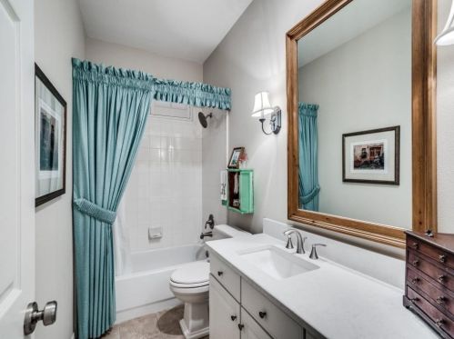 7123 Elm Creek Ln, Dallas TX  75252-2770 exterior