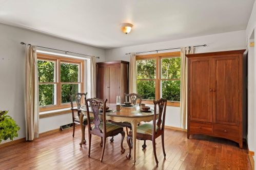 9372 Clovernook St, Milwaukee WI 53224-5211 exterior