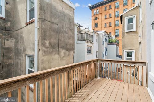 1318 Addison St, Philadelphia PA 19143-1203 exterior