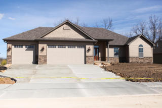 5402 Steeplechase Dr, Columbia MO  65203-2296 exterior