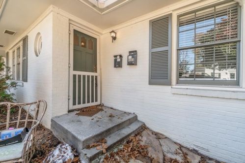 436 Collier Rd, Atlanta GA  30309-1201 exterior