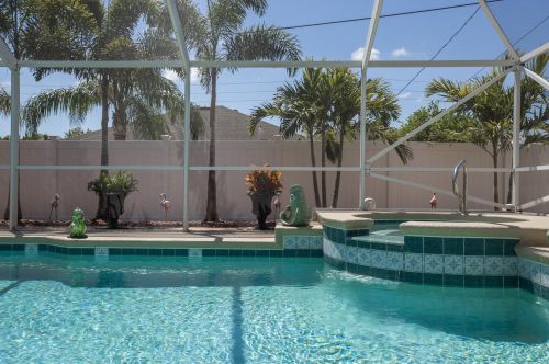 276 Ferris Dr, Fort Pierce FL 34983-8625 exterior