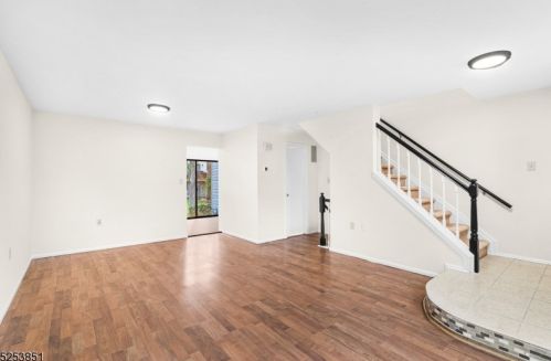 42 Duck Hawk Ct, Hackettstown NJ  07840-3309 exterior