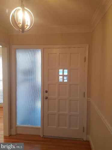 1152 Wimbledon Dr, Mc Lean VA  22101-2938 exterior