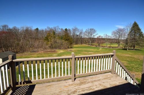 66 Kibbe Rd, Ellington CT 06029-2511 exterior