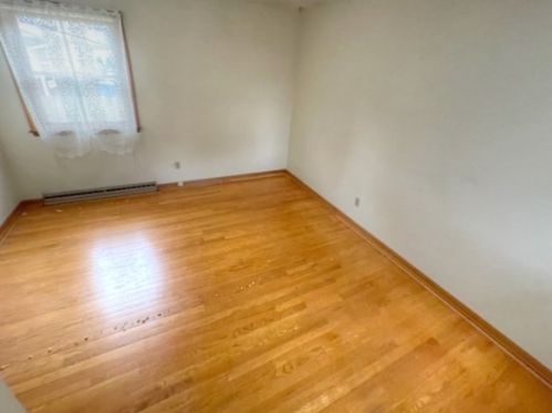 11927 Locust St, Milwaukee WI 53212-2642 exterior