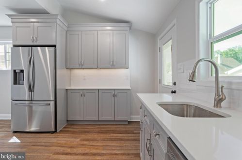 408 Custer Ave, Manor PA 19036-1730 exterior