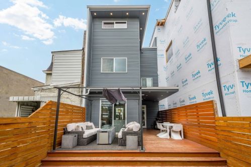 4724 Hatfield St, Pittsburgh PA  15201-2921 exterior