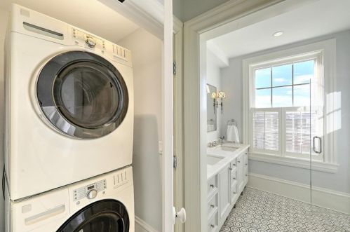 20 Benefit St, Providence RI  02904-2702 exterior