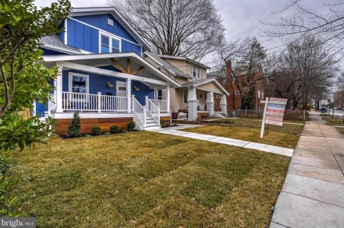 2718 17th St, Washington DC 20003-3123 exterior