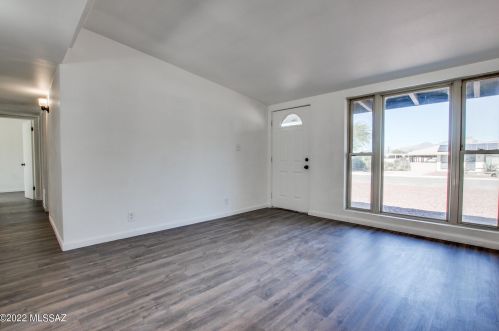 5718 Calle Aurora, Tucson AZ  85711-6730 exterior