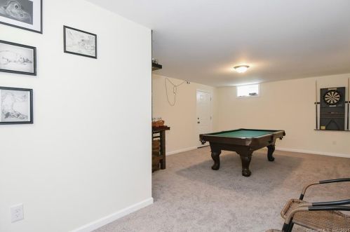 47 Windermere Vlg Rd, Ellington CT exterior