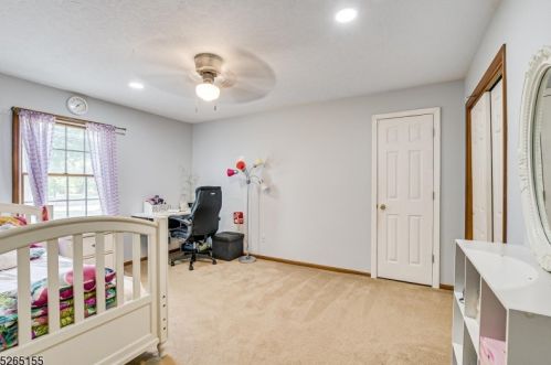 48 Morgan Ln, Bridgewater NJ 08807-3008 exterior