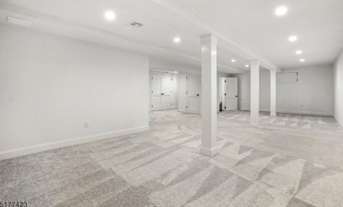 62 Dale Dr, Chatham Township NJ  07928-1639 exterior