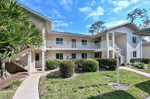 280 Timber Lake Cir, Naples, FL 34104-4715