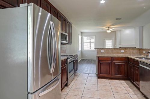 11137 Snyder Dr, Frisco TX 75035-8891 exterior