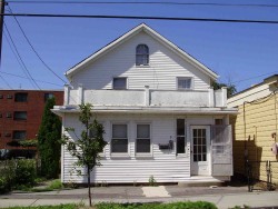 9 West St, Newton, MA 02458-1349