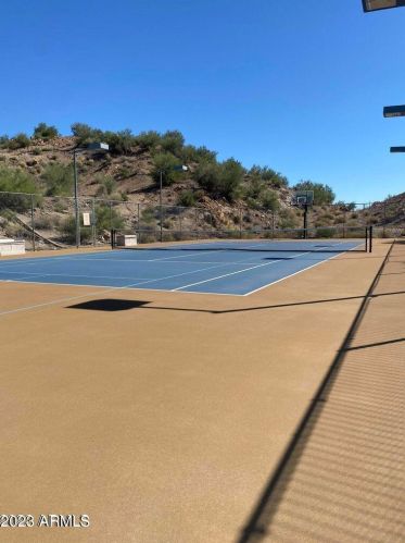 2233 Behrend Dr, Phoenix AZ  85024-1826 exterior