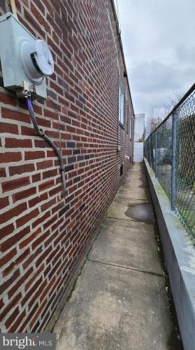 2020 Haworth St, Philadelphia PA 19124-2210 exterior