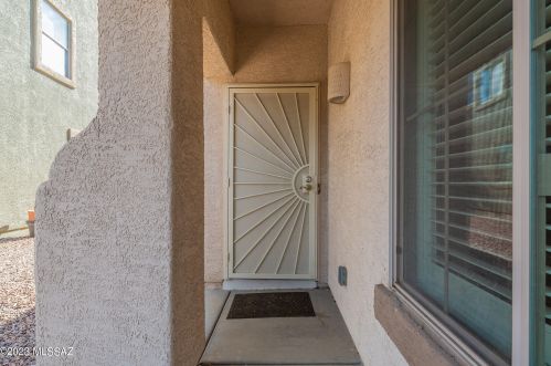 7487 Phobos Dr, Tucson, AZ 85743-7463