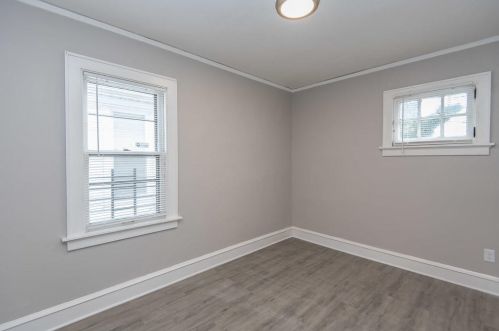 4650 38th St, Milwaukee WI  53221-2014 exterior