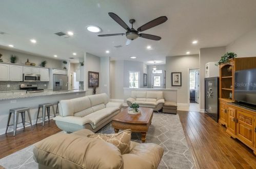 144 Frederick Ave, Lake Mary FL 32746-2820 exterior