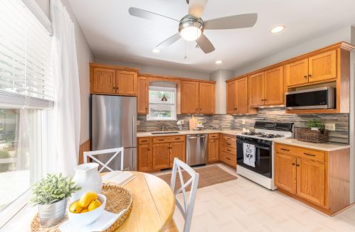 8001 Stickney Ave, Milwaukee WI 53213-1644 exterior