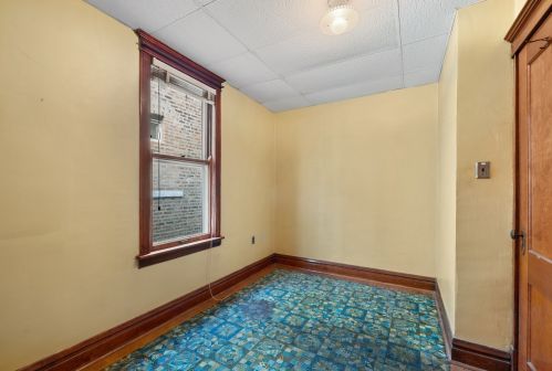 4339 Sacramento, Chicago IL 60655-2121 exterior