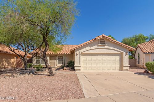 251 Comanche Dr, Chandler, AZ 85224-4310