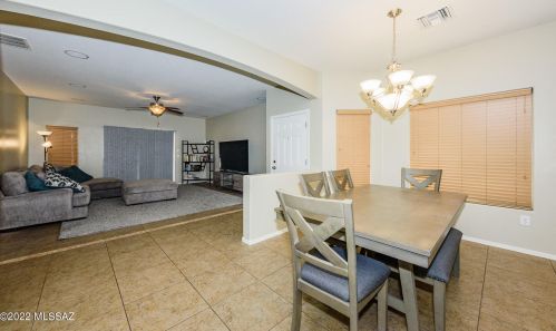 7573 Majestic Palm Ln, Tucson AZ 85756-6170 exterior