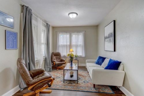 514 64, Milwaukee WI 53213-4050 exterior