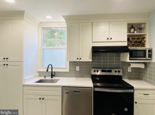 1209 Veirs Ml Rd, Rockville MD 20853-3534 exterior